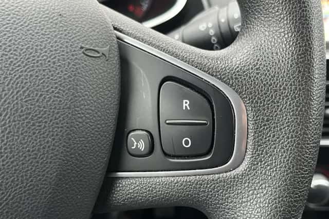 Renault Clio (2019) thumbnail 47