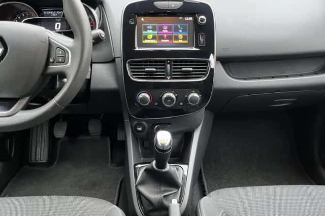 Renault Clio (2019) thumbnail 54