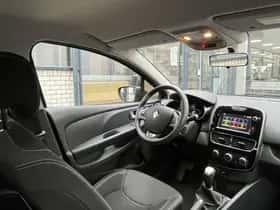 Renault Clio (2019) thumbnail 63