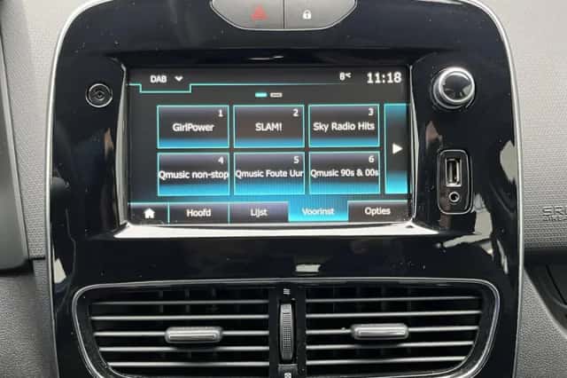 Renault Clio (2019) thumbnail 69