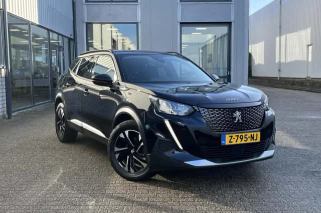 Peugeot 2008 (2022) thumbnail 12