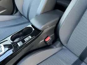 Peugeot 2008 (2022) thumbnail 16