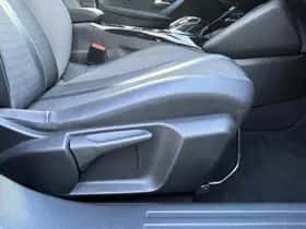 Peugeot 2008 (2022) thumbnail 29