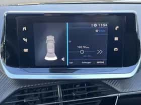 Peugeot 2008 (2022) thumbnail 61
