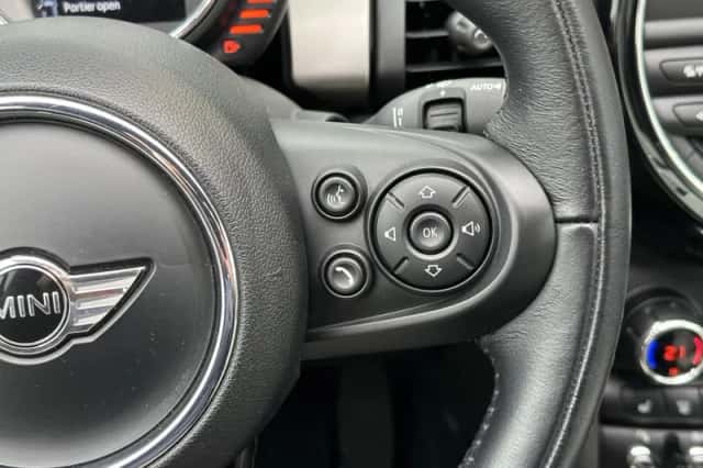 MINI Cabrio (2016) thumbnail 33