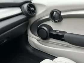 MINI Cabrio thumbnail 38