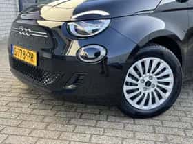 Fiat 500e (2023) thumbnail 30