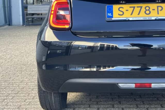 Fiat 500e (2023) thumbnail 34
