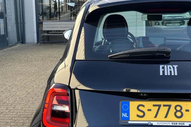Fiat 500e (2023) thumbnail 35