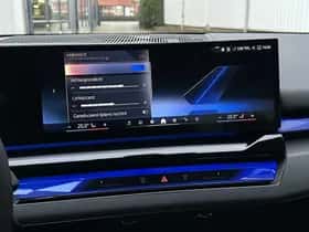 BMW i5 (2024) thumbnail 42