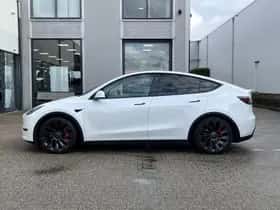 Tesla Model Y (2023) thumbnail 9