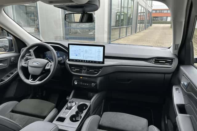 Ford Kuga (2024) thumbnail 22