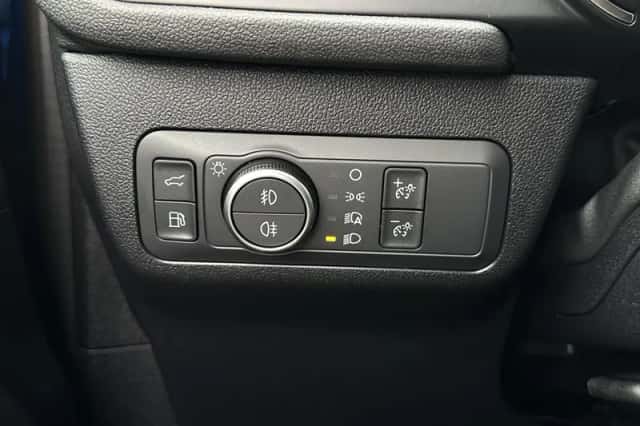 Ford Kuga (2024) thumbnail 47