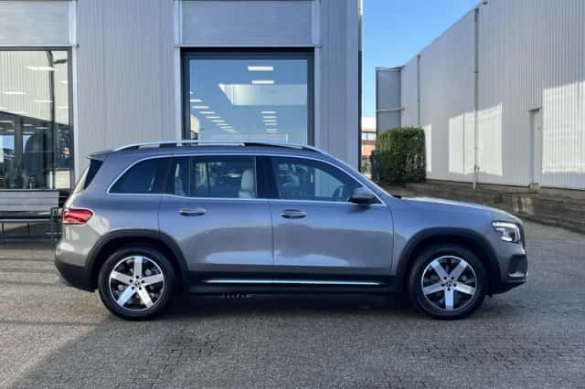 Mercedes-Benz GLB-Klasse (2021) thumbnail 3