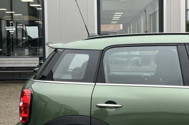 MINI Countryman (2016) thumbnail 48