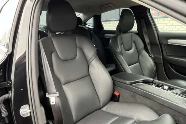 Volvo S90 (2018) thumbnail 28