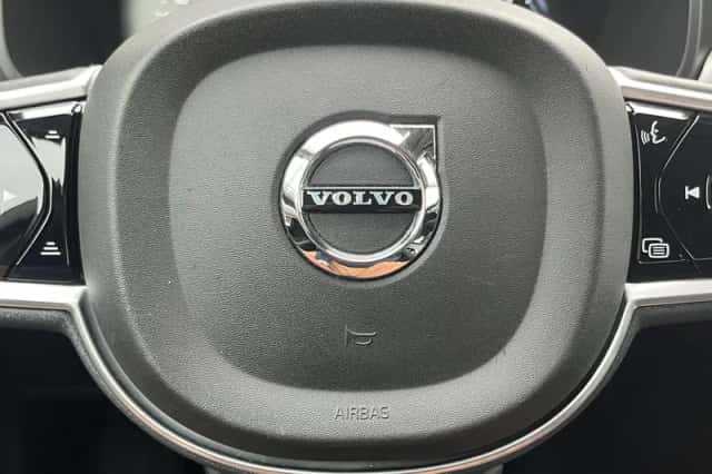 Volvo S90 (2018) thumbnail 46