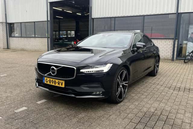 Volvo S90 (2018) thumbnail 65