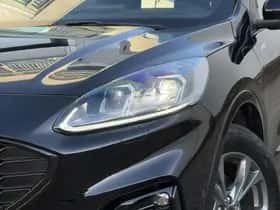 Ford Kuga (2023) thumbnail 12