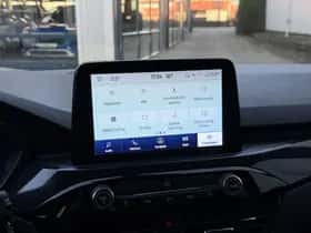 Ford Kuga (2023) thumbnail 17