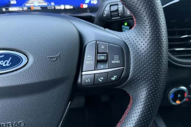 Ford Kuga (2023) thumbnail 25