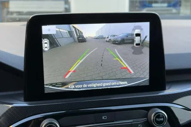 Ford Kuga (2023) thumbnail 27