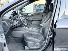 Ford Kuga (2023) thumbnail 39