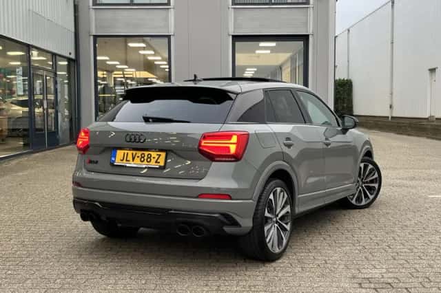 Audi SQ2 (2019) thumbnail 2
