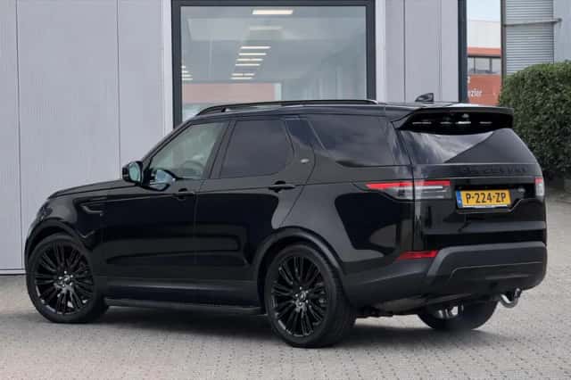 Land Rover Discovery (2019) thumbnail 21
