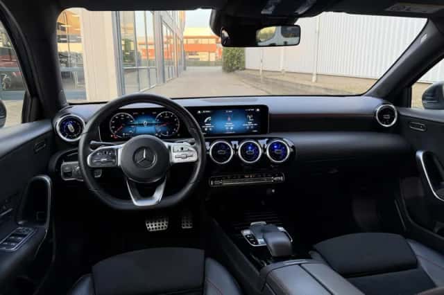 Mercedes-Benz A-Klasse (2020) thumbnail 3