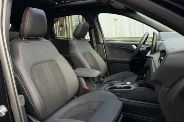 Ford Kuga (2025) thumbnail 29