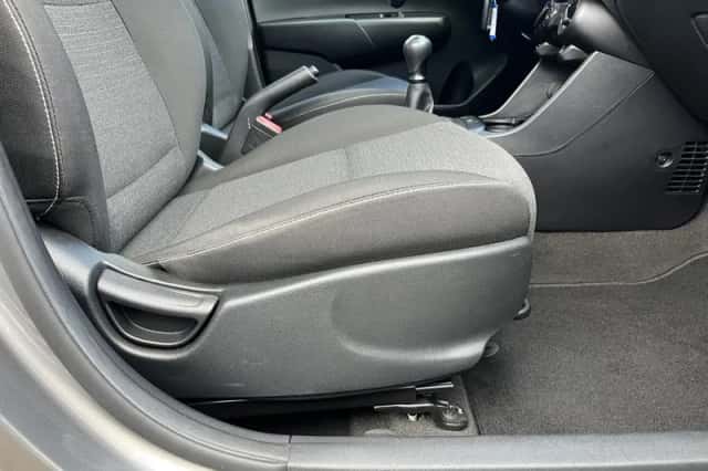 Kia Picanto (2019) thumbnail 26