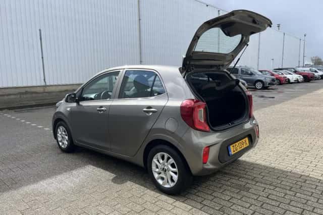 Kia Picanto (2019) thumbnail 54
