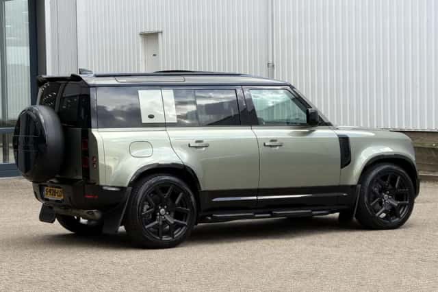 Land Rover Defender (2022) thumbnail 20