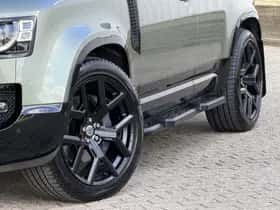 Land Rover Defender (2022) thumbnail 35