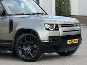 Land Rover Defender (2022) thumbnail 49