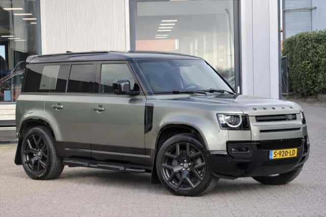 Land Rover Defender (2022) thumbnail 58