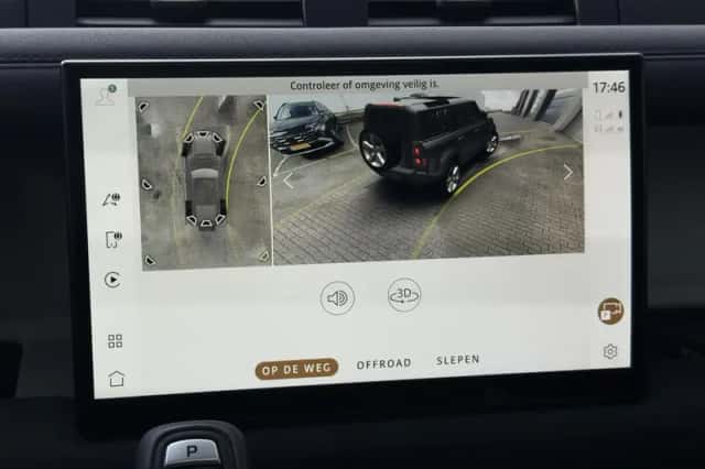 Land Rover Defender (2022) thumbnail 61