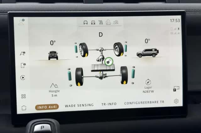 Land Rover Defender (2022) thumbnail 67