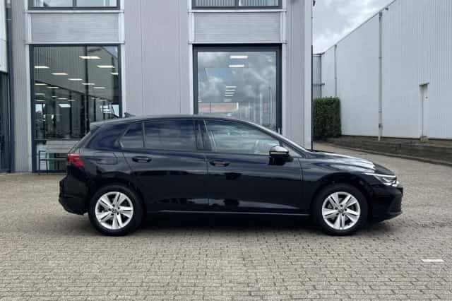 Volkswagen Golf (2020) thumbnail 3