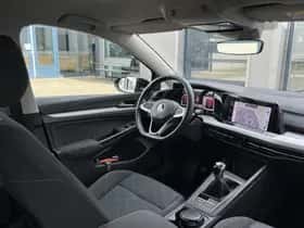 Volkswagen Golf (2020) thumbnail 4