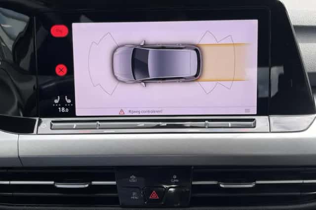 Volkswagen Golf (2020) thumbnail 8