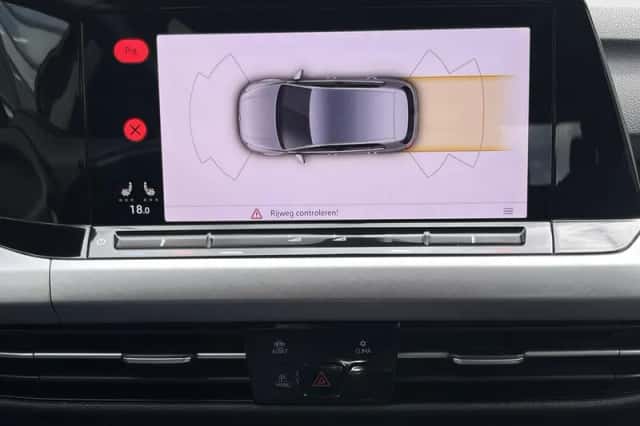Volkswagen Golf (2020) thumbnail 78