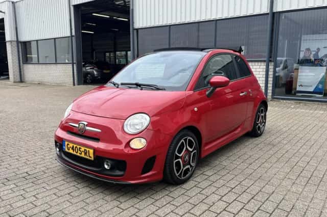Fiat 500 (2016) thumbnail 44