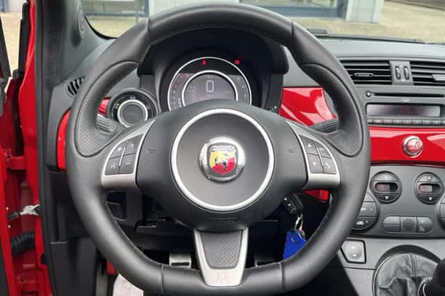 Fiat 500C (2016) thumbnail 38