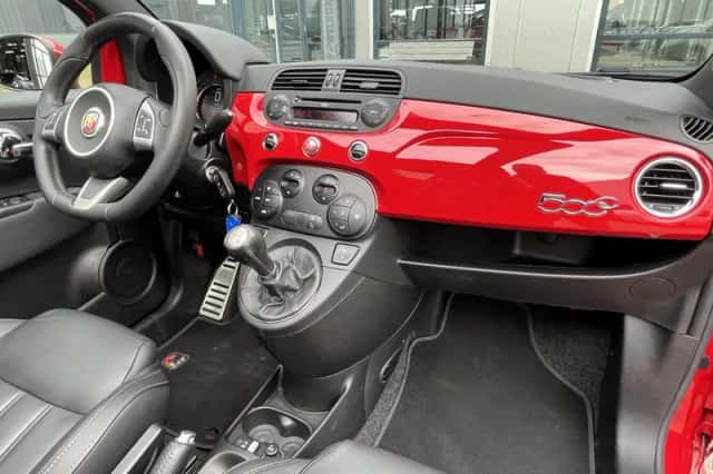 Fiat 500C (2016) thumbnail 56