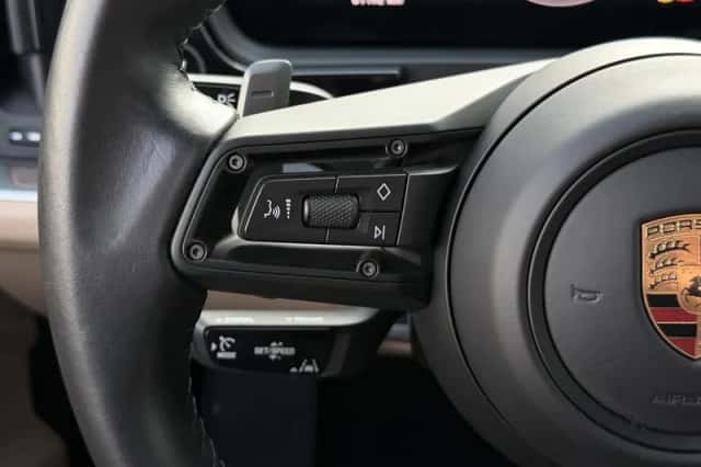 Porsche Cayenne (2024) thumbnail 32