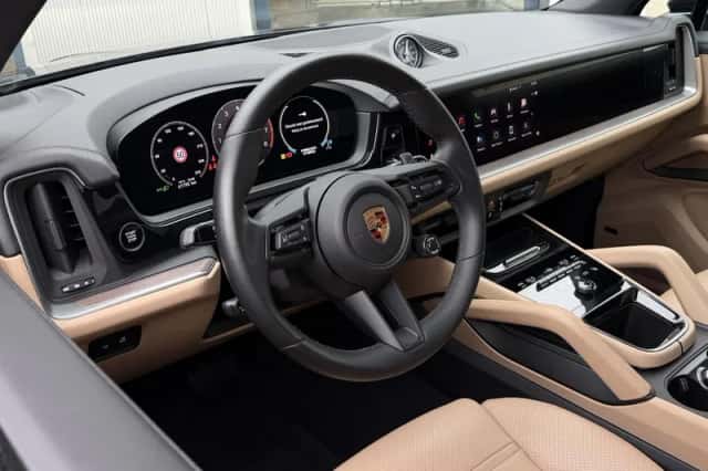 Porsche Cayenne (2024) thumbnail 50