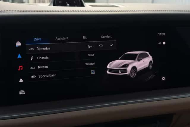 Porsche Cayenne (2024) thumbnail 66