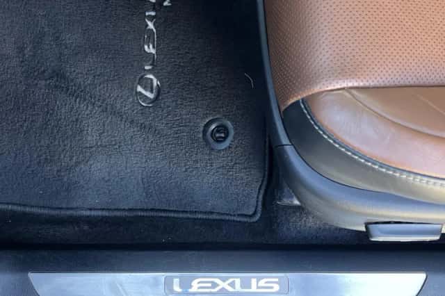 Lexus NX (2015) thumbnail 15